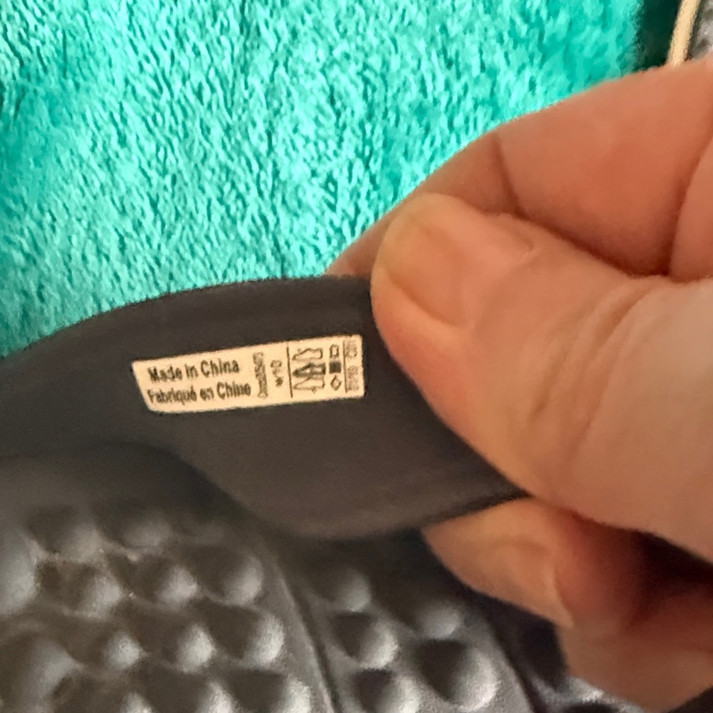 CROCS navy Flip Flops - Picture 4 of 4